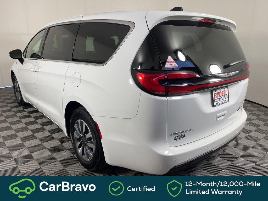 2023 Chrysler Pacifica Hybrid Touring L