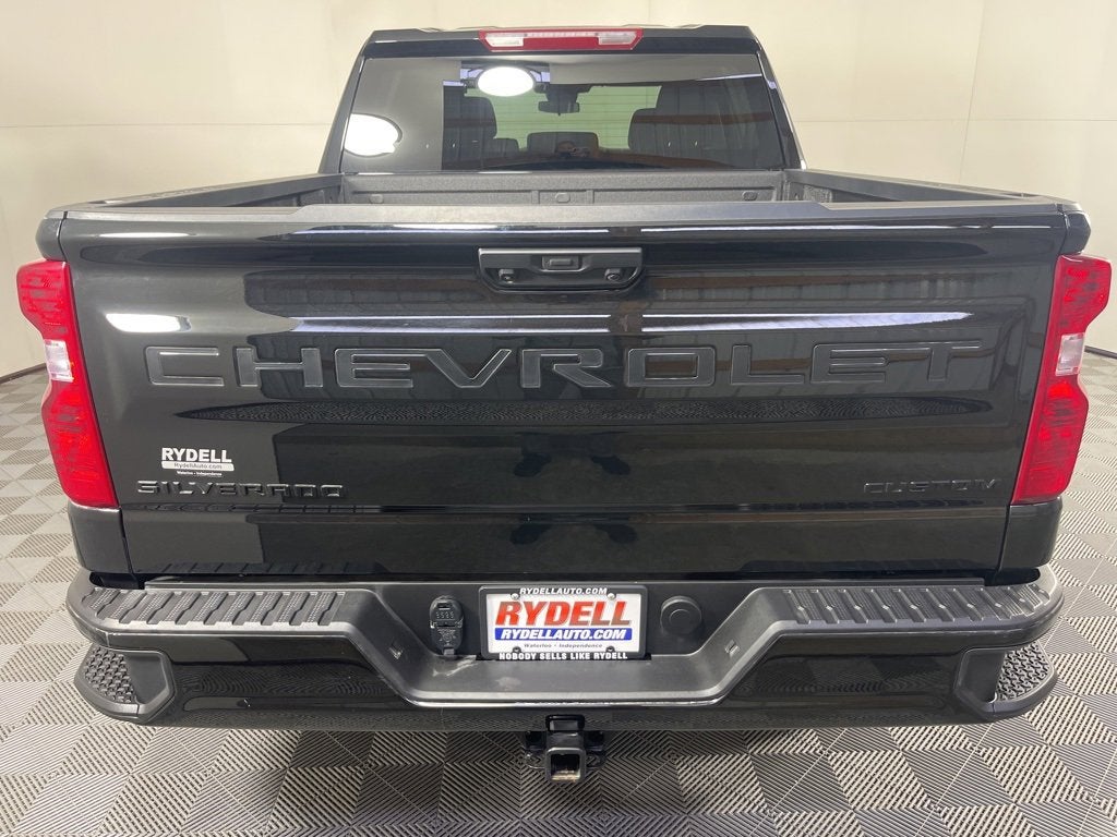 2025 Chevrolet Silverado 1500 Custom