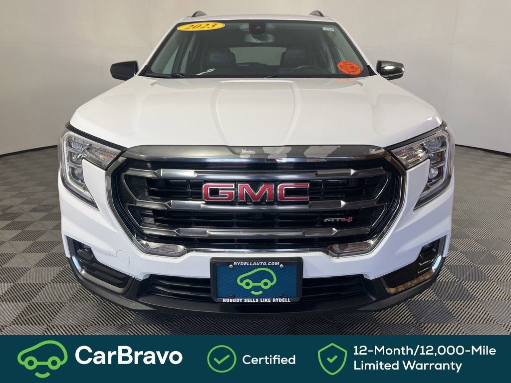 2023 GMC Terrain AT4