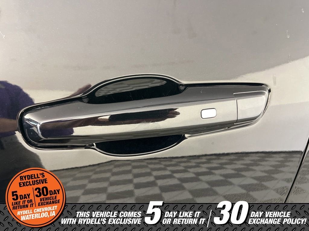 2025 Chevrolet Equinox LT - Photo 14