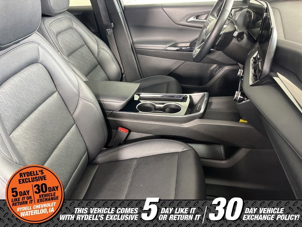 2025 Chevrolet Equinox LT - Photo 17