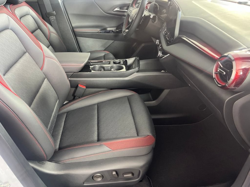 2027 Chevrolet Equinox RS - Photo 27
