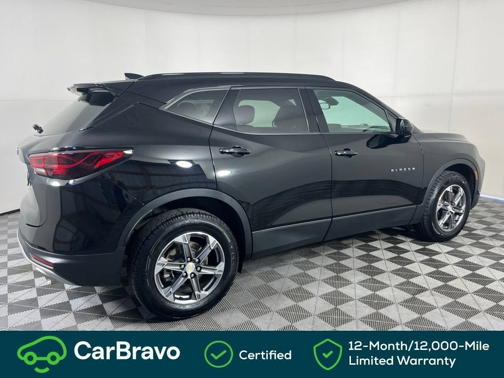 2023 Chevrolet Blazer 2LT - Photo 2