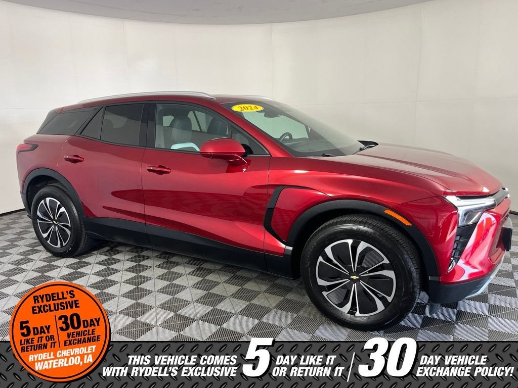 Used 2024 Chevrolet Blazer EV LT with VIN 3GNKDBRJ8RS219807 for sale in Waterloo, IA
