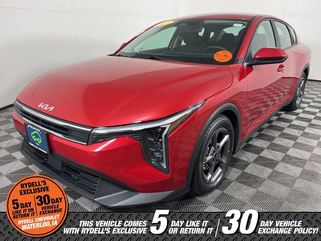 2025 Kia K4 LXS