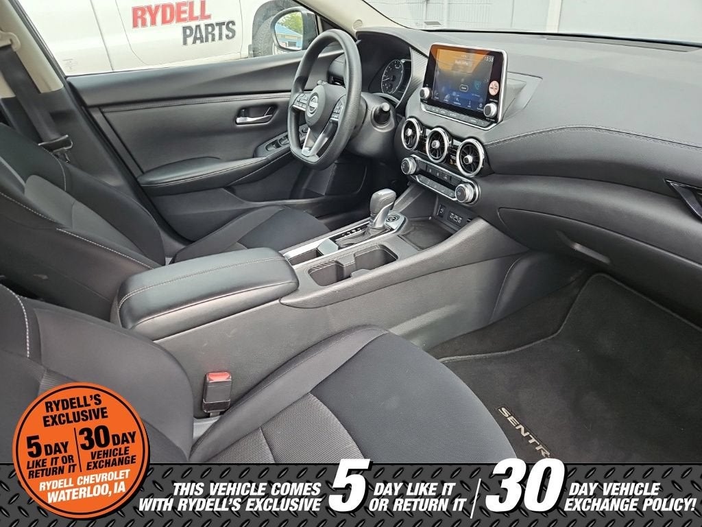 2024 Nissan Sentra SV Xtronic CVT