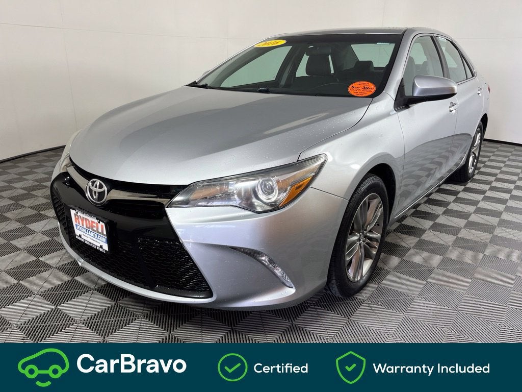 2016 Toyota Camry XLE - Photo 13