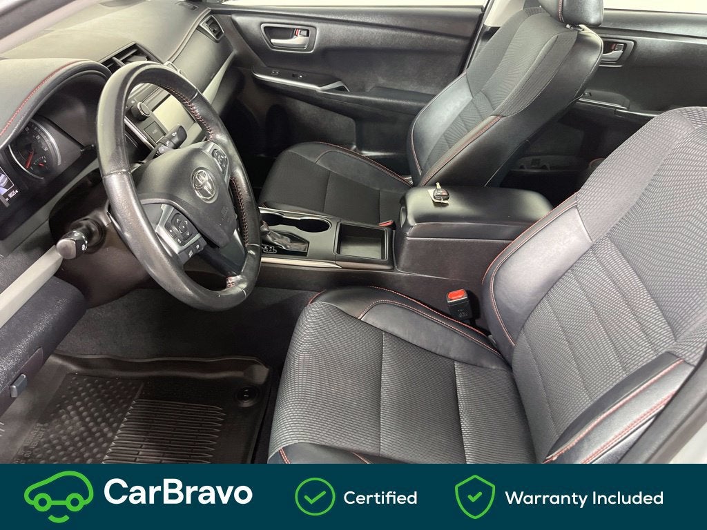 2016 Toyota Camry XLE - Photo 16