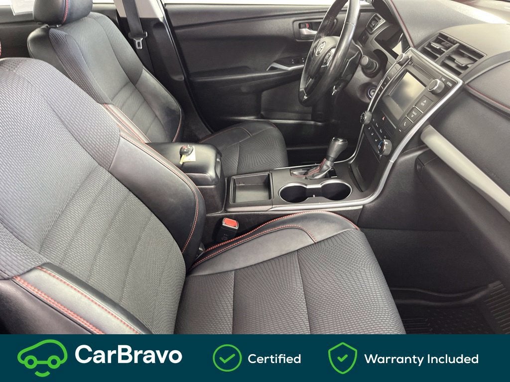 2016 Toyota Camry XLE - Photo 17