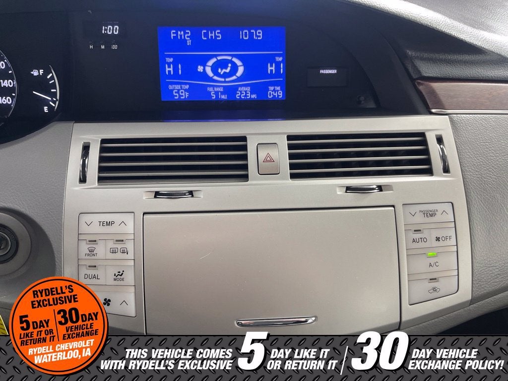 2010 Toyota Avalon XLS