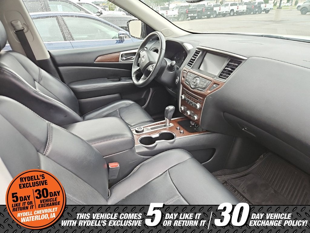 2017 Nissan Pathfinder Platinum