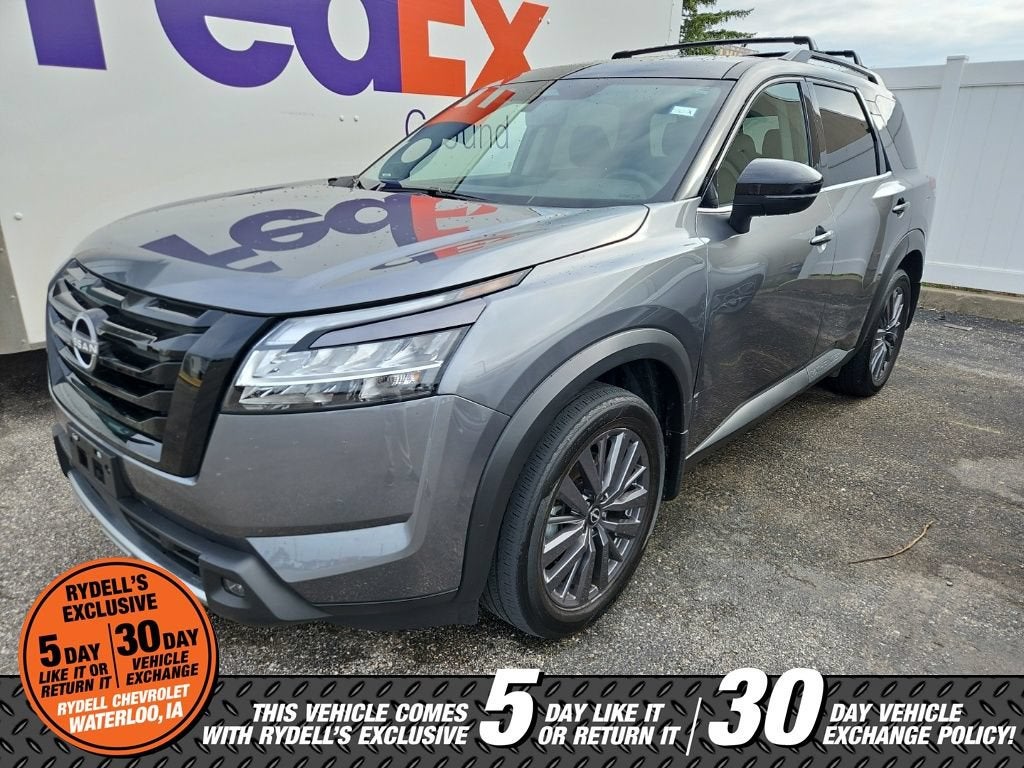 2024 Nissan Pathfinder SL 4WD