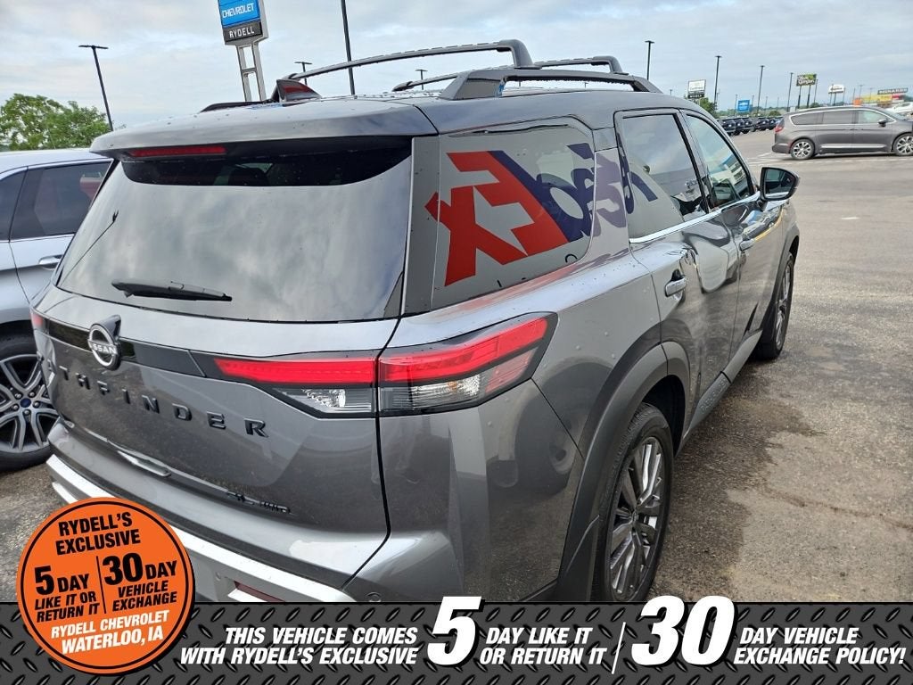 2024 Nissan Pathfinder SL 4WD