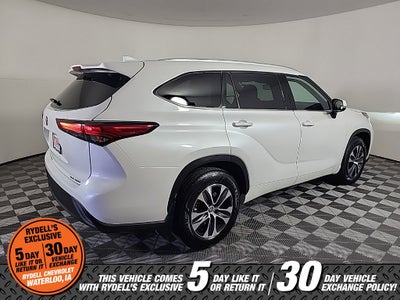2022 Toyota Highlander XLE