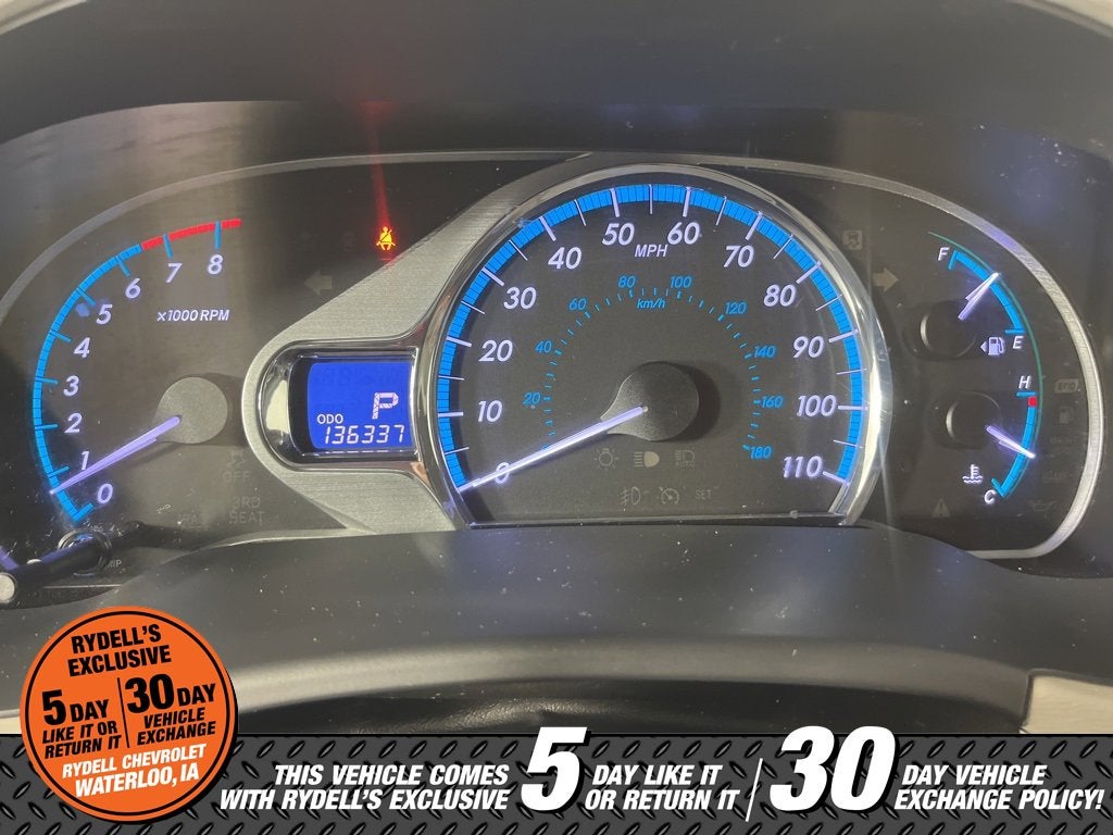 2014 Toyota Sienna XLE V6 8 Passenger