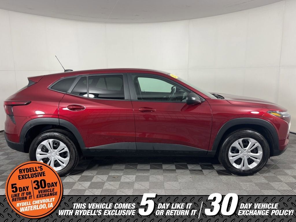 2025 Chevrolet Trax LS