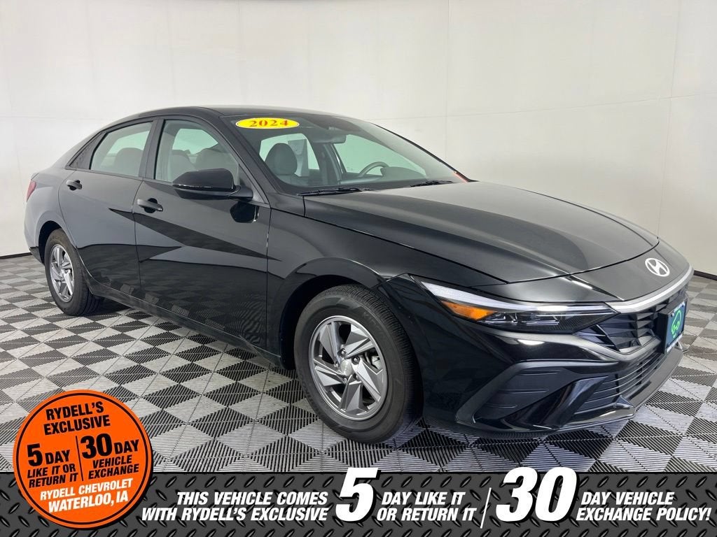 2024 Hyundai Elantra SE