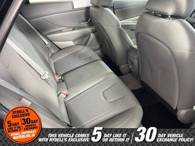 2024 Hyundai Elantra SE